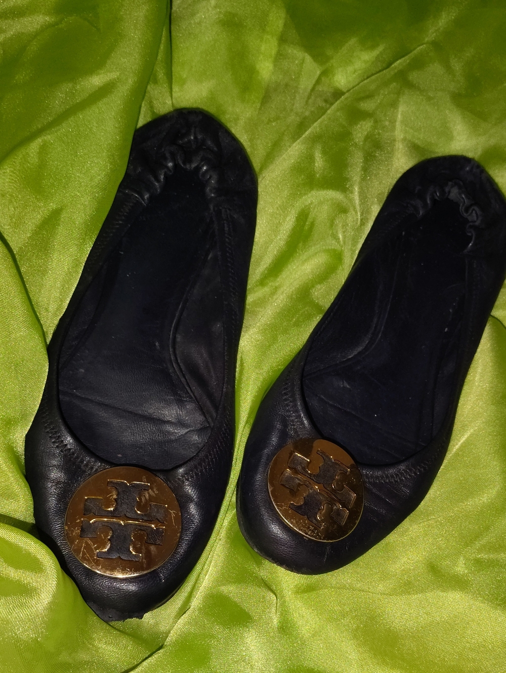 Tory Burch Navy Blue Leather Ballet Flats with Gold Logo Medallion